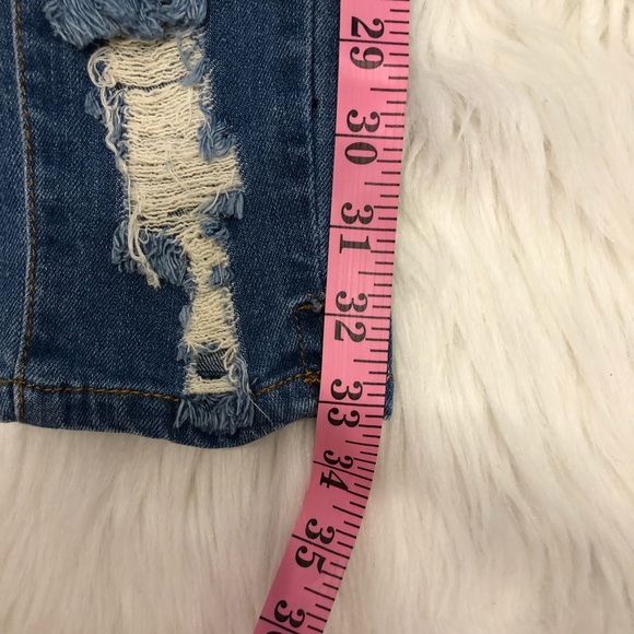 VIP Distressed Jeans 👖 - Picture 7 of 12